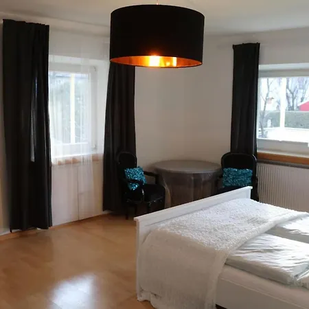 Luxury 3bdr With Private